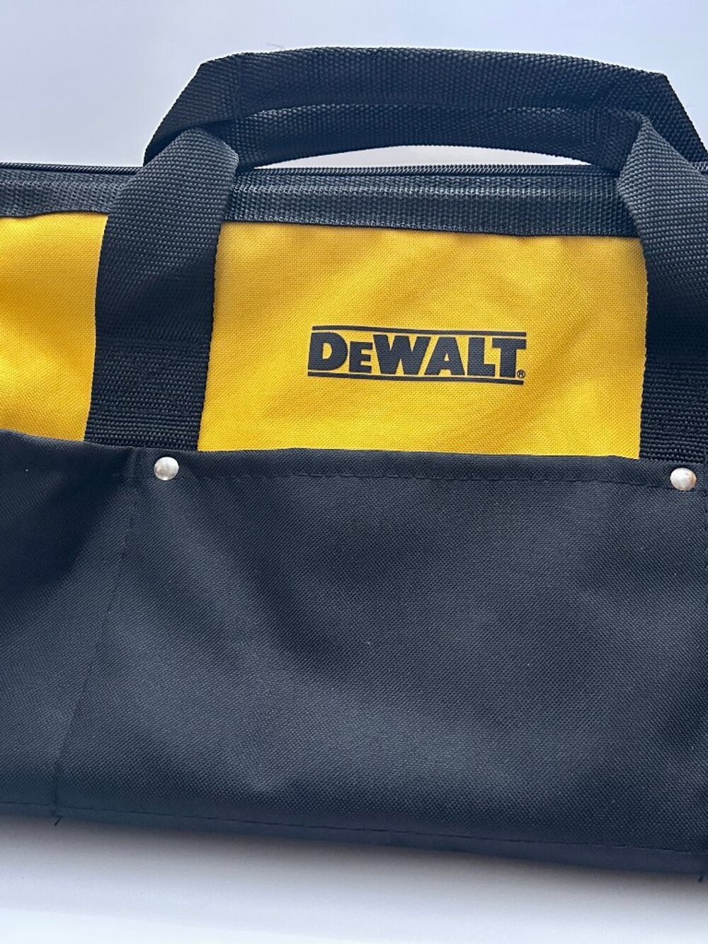 624807-01 DEWALT Tool Bag Heavy Duty w\ 14 Pockets 18-1/2 Inch **NEW**